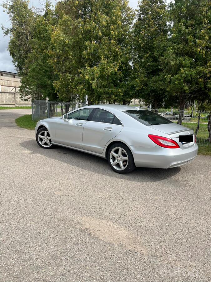 Mercedes-Benz CLS-Class C218/X218 Sedan 4-doors