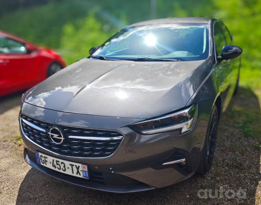 Opel Insignia 2021