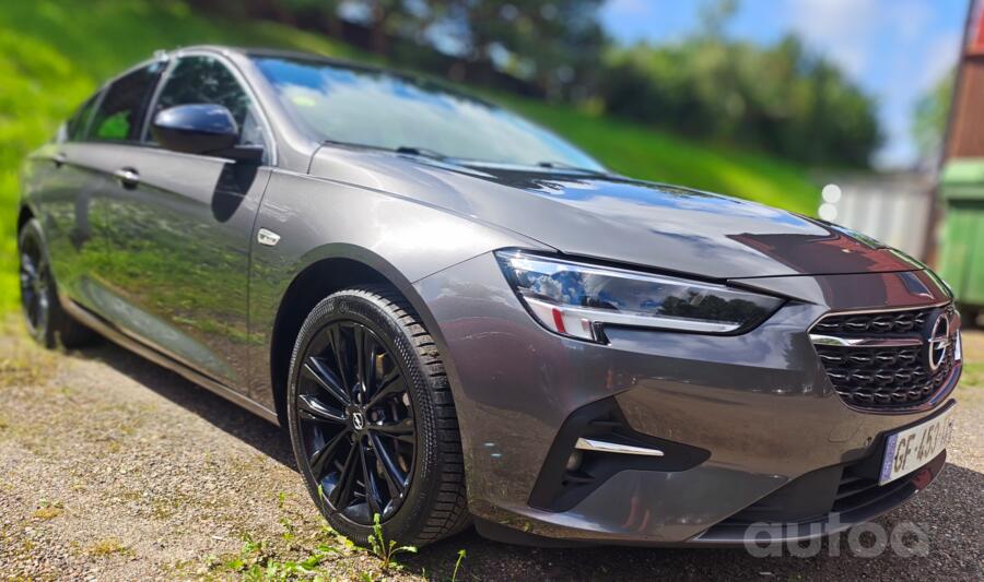 Opel Insignia 2021