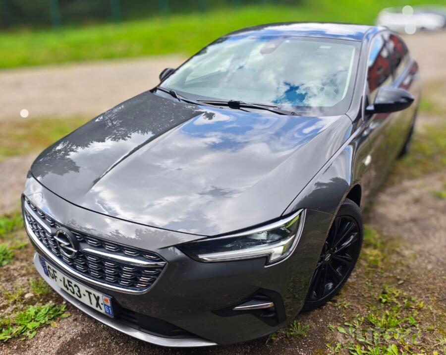 Opel Insignia 2021