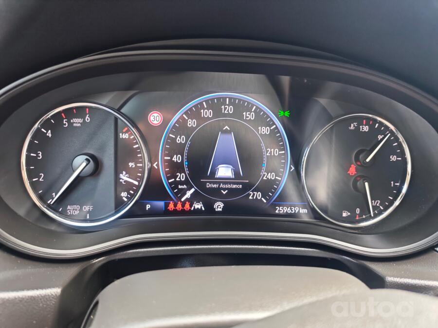Opel Insignia 2021