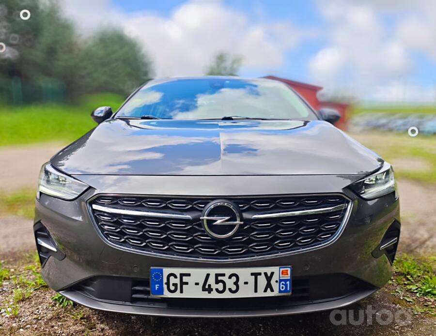 Opel Insignia 2021