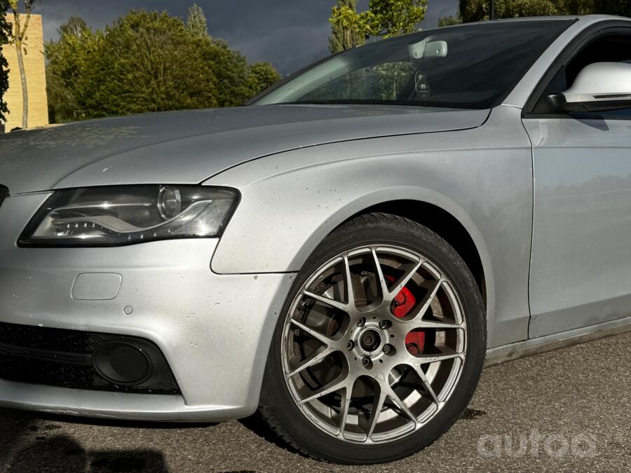 Audi A4 B8/8K Sedan 4-doors