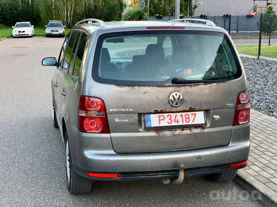 Volkswagen Touran 1 generation [restyling] Minivan 5-doors