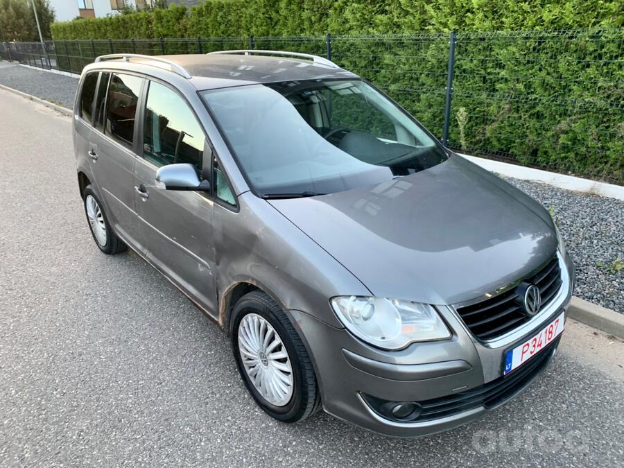 Volkswagen Touran 1 generation [restyling] Minivan 5-doors