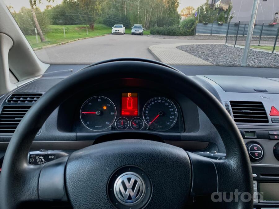 Volkswagen Touran 1 generation [restyling] Minivan 5-doors