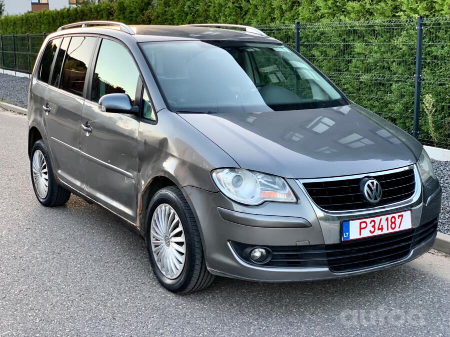 Volkswagen Touran 1 generation [restyling] Minivan 5-doors