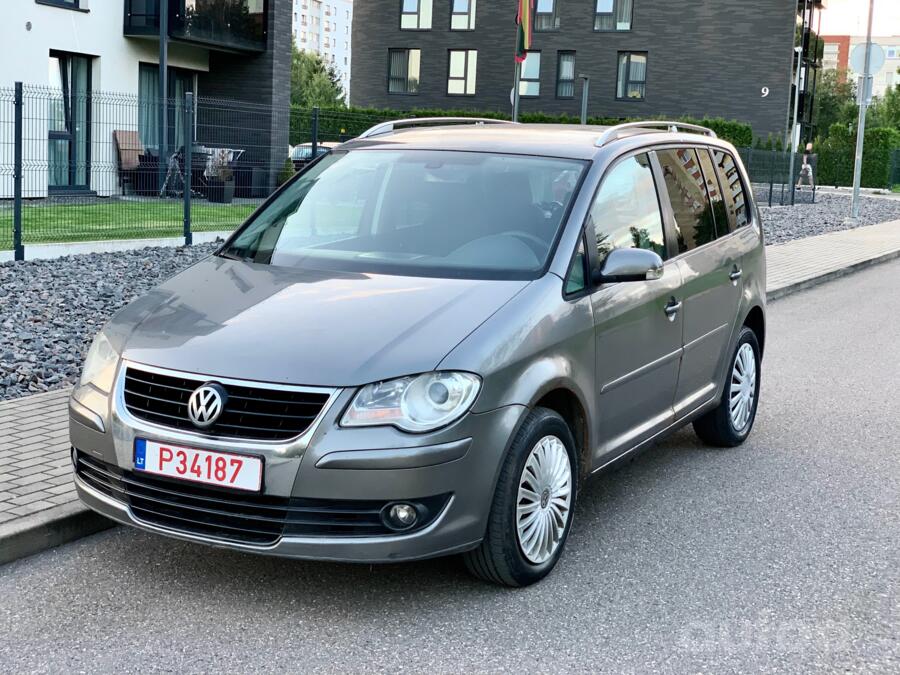 Volkswagen Touran 1 generation [restyling] Minivan 5-doors