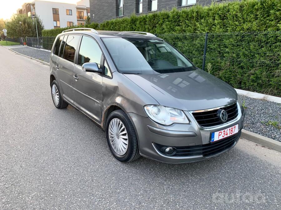Volkswagen Touran 1 generation [restyling] Minivan 5-doors