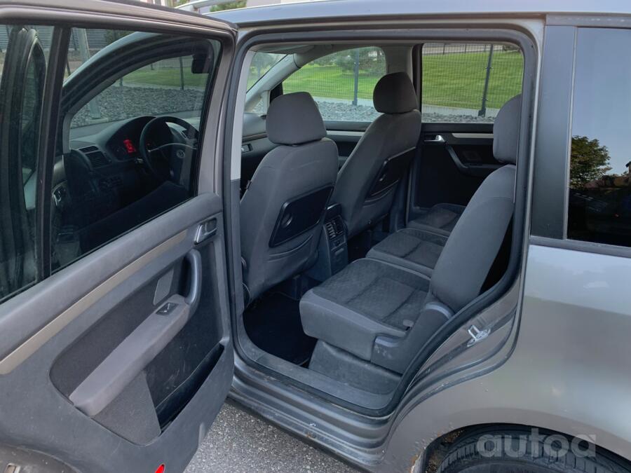 Volkswagen Touran 1 generation [restyling] Minivan 5-doors