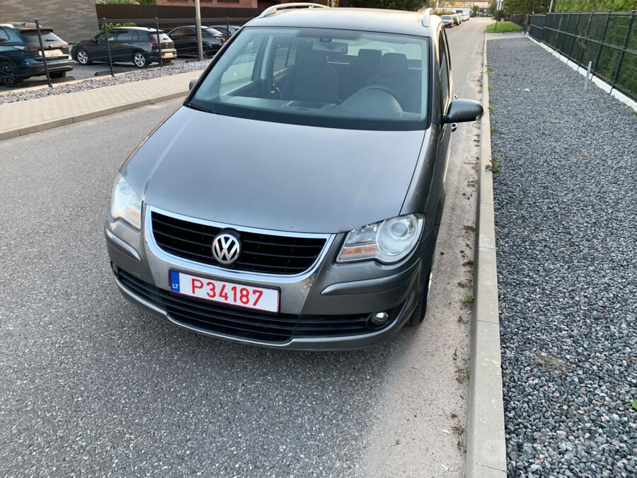 Volkswagen Touran 1 generation [restyling] Minivan 5-doors