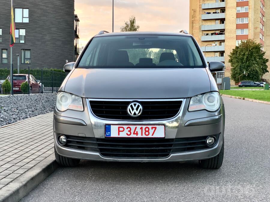 Volkswagen Touran 1 generation [restyling] Minivan 5-doors