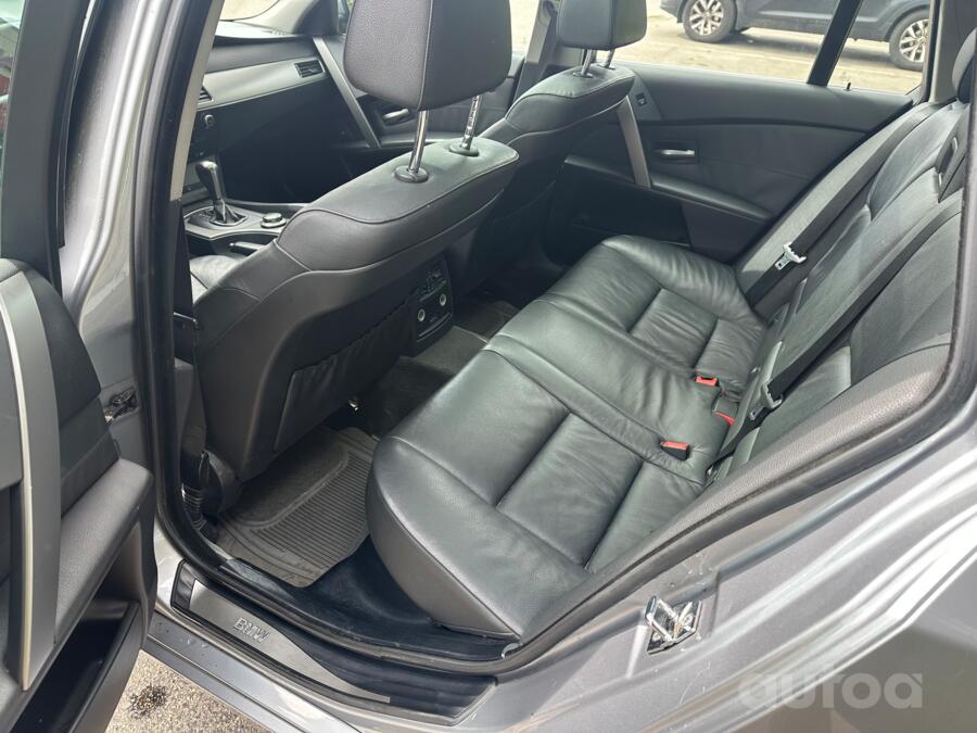 BMW 5 Series E60/E61 Touring wagon