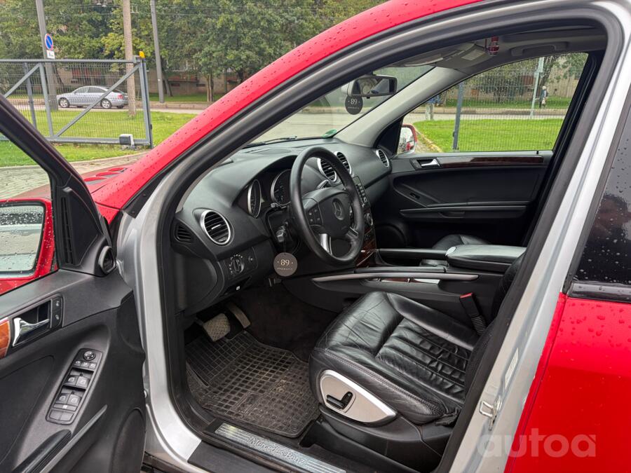 Mercedes-Benz M-Class W164 Crossover 5-doors