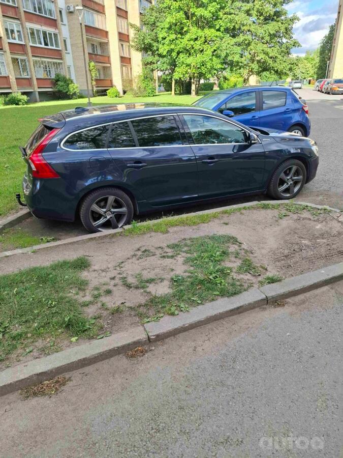 Volvo V60 Cross Country