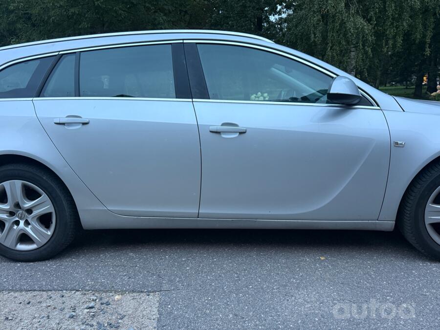 Opel Insignia A Sports Tourer wagon 5-doors