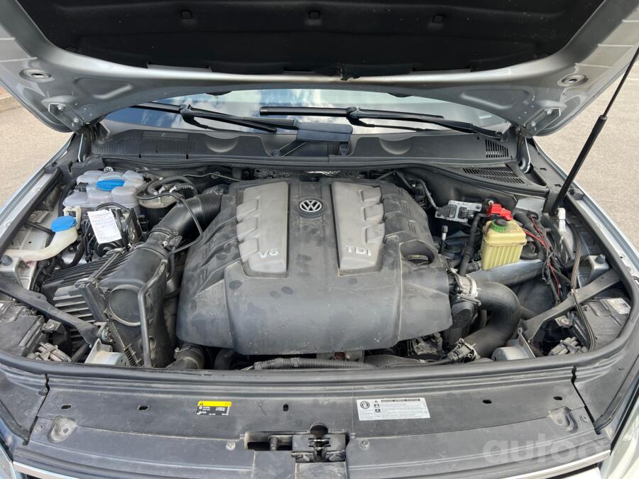 Volkswagen Touareg 2 generation [restyling] Crossover