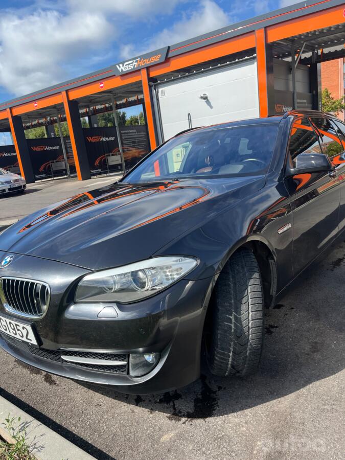 BMW 528 2015