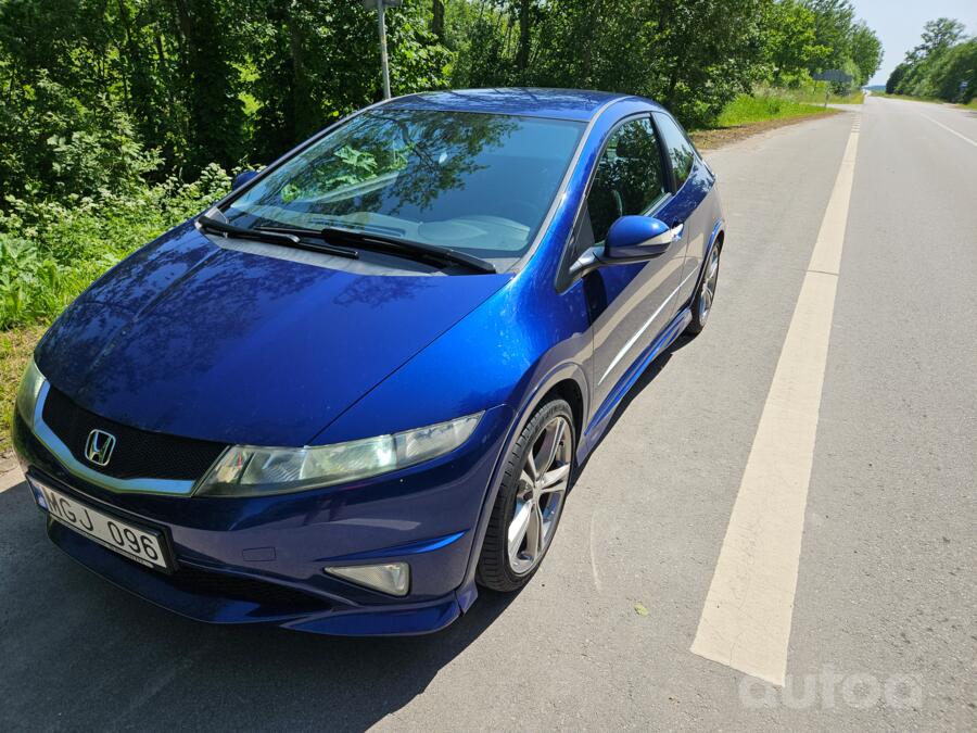 Honda Civic 8 generation [restyling] Type-S hatchback 3-doors