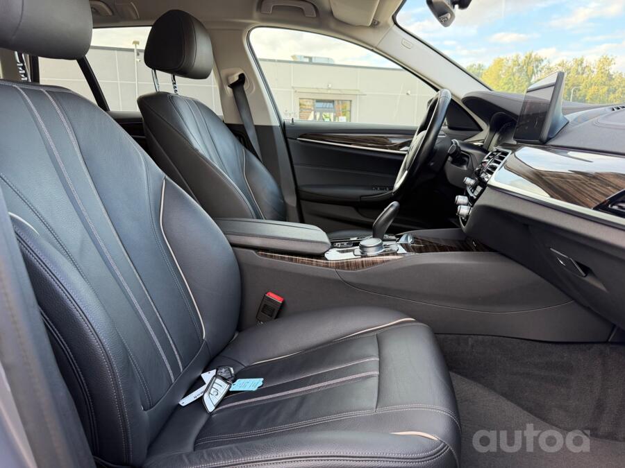 BMW 5 Series G30 Touring wagon