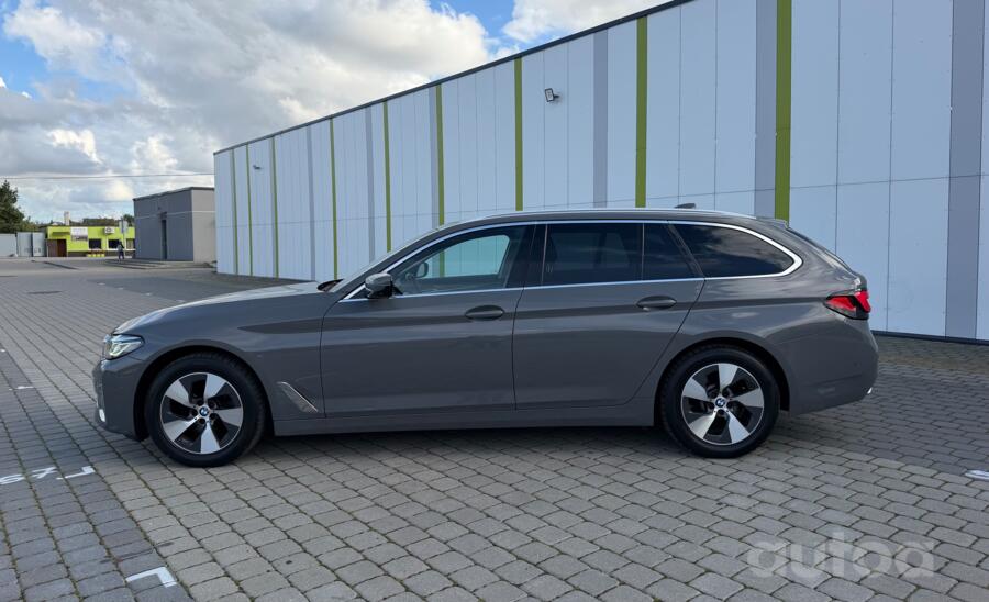 BMW 5 Series G30 Touring wagon