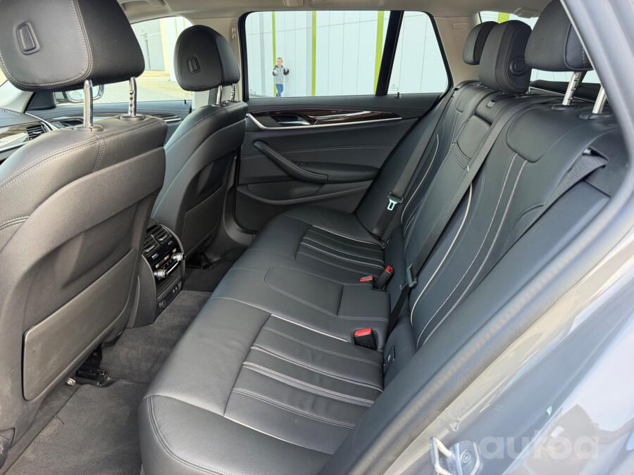 BMW 5 Series G30 Touring wagon