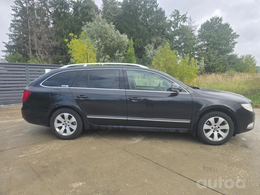 Skoda Superb 2 generation Combi wagon