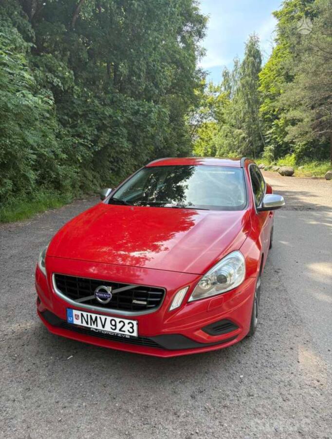 Volvo V60 1 generation wagon