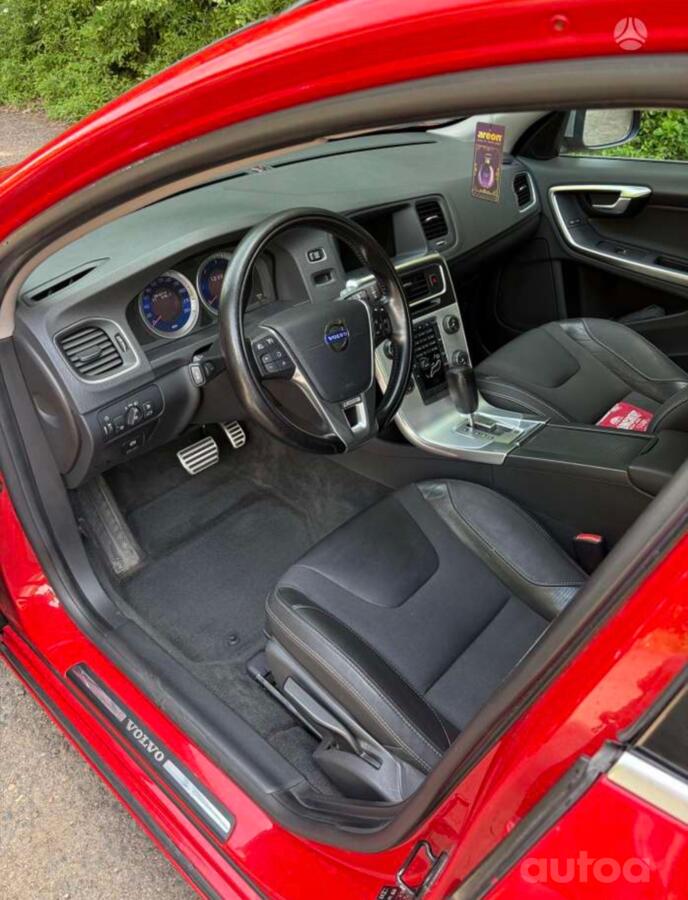 Volvo V60 1 generation wagon