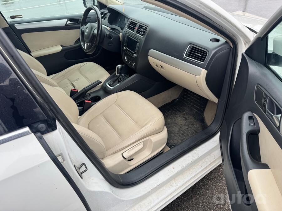 Volkswagen Jetta 6 generation Sedan
