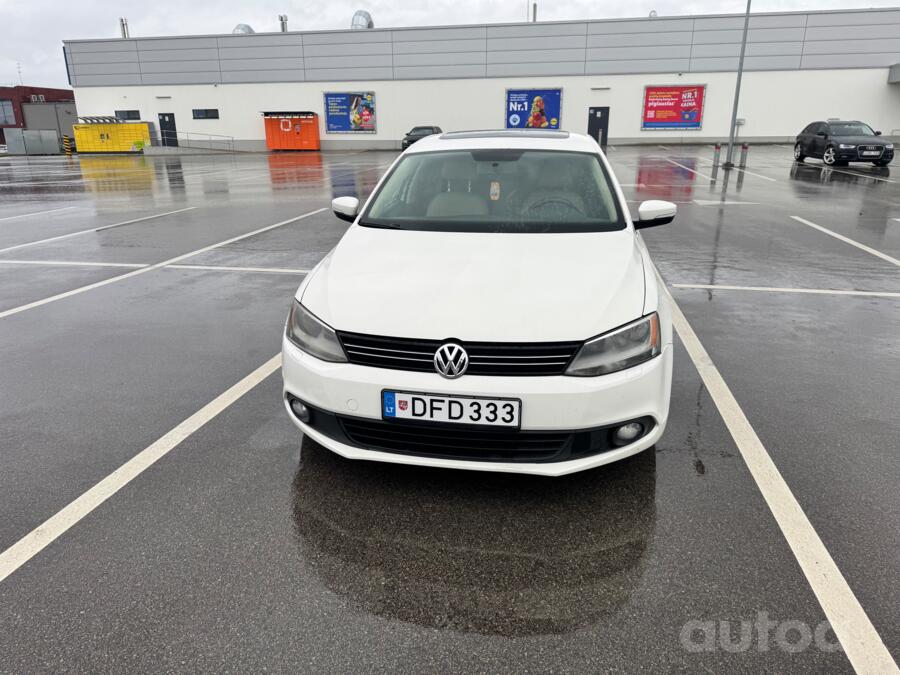 Volkswagen Jetta 6 generation Sedan