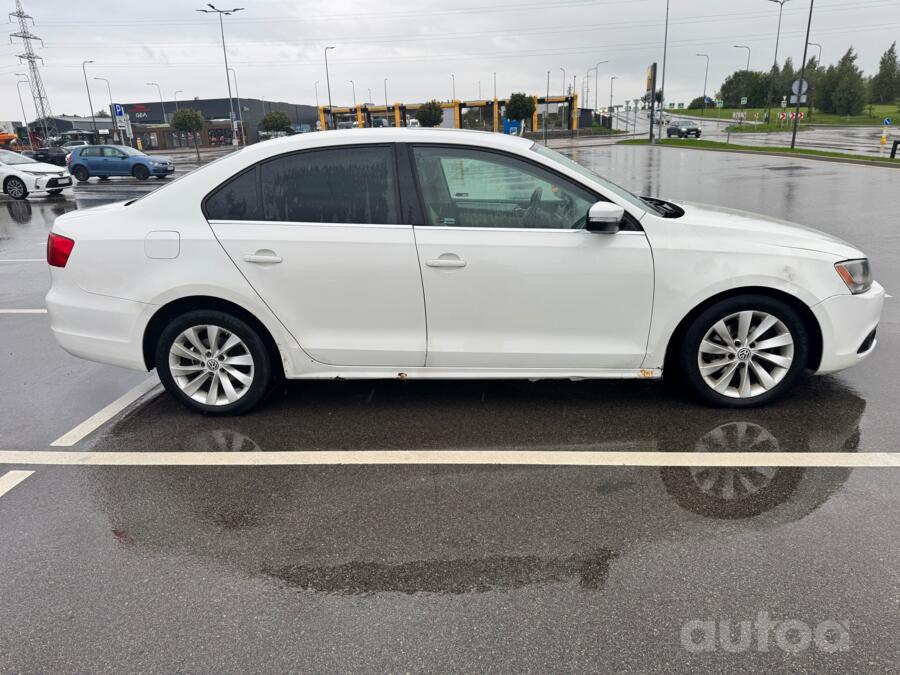 Volkswagen Jetta 6 generation Sedan
