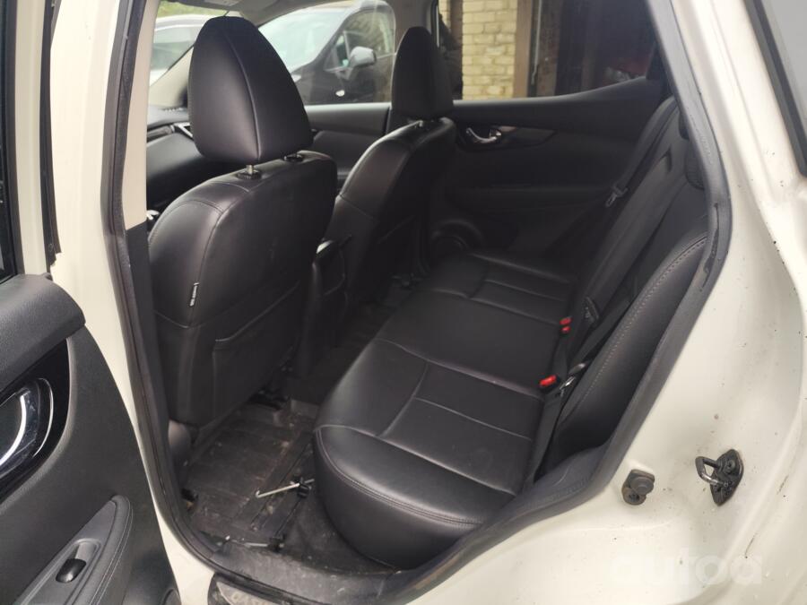 Nissan Qashqai 2 generation Crossover