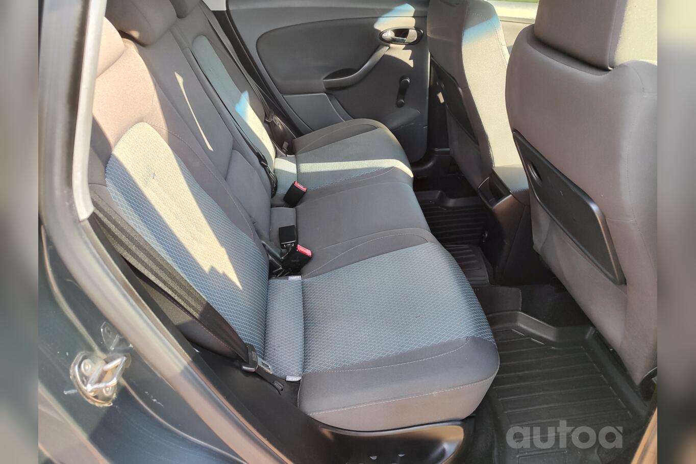 SEAT Toledo 3 generation Hatchback