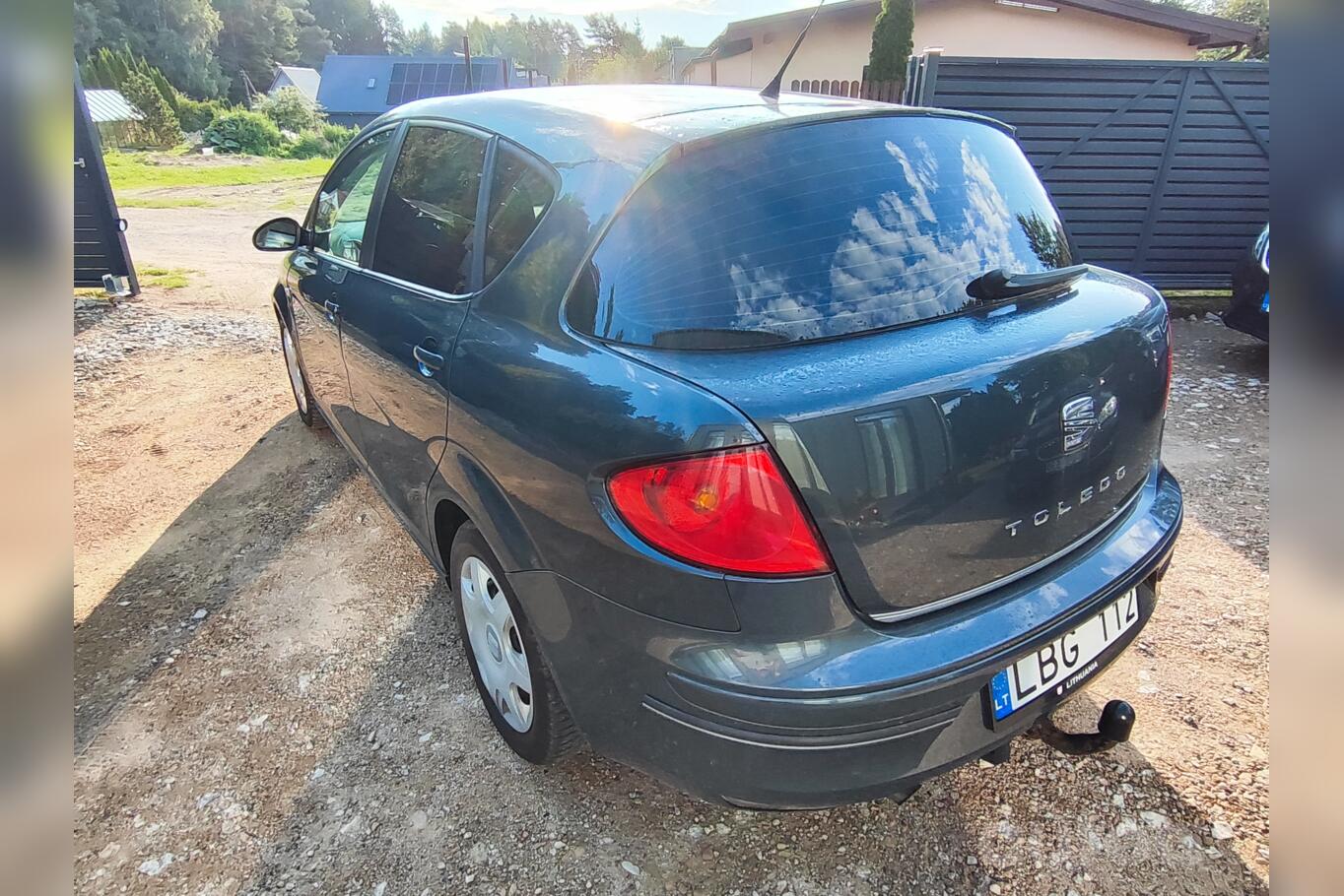 SEAT Toledo 3 generation Hatchback