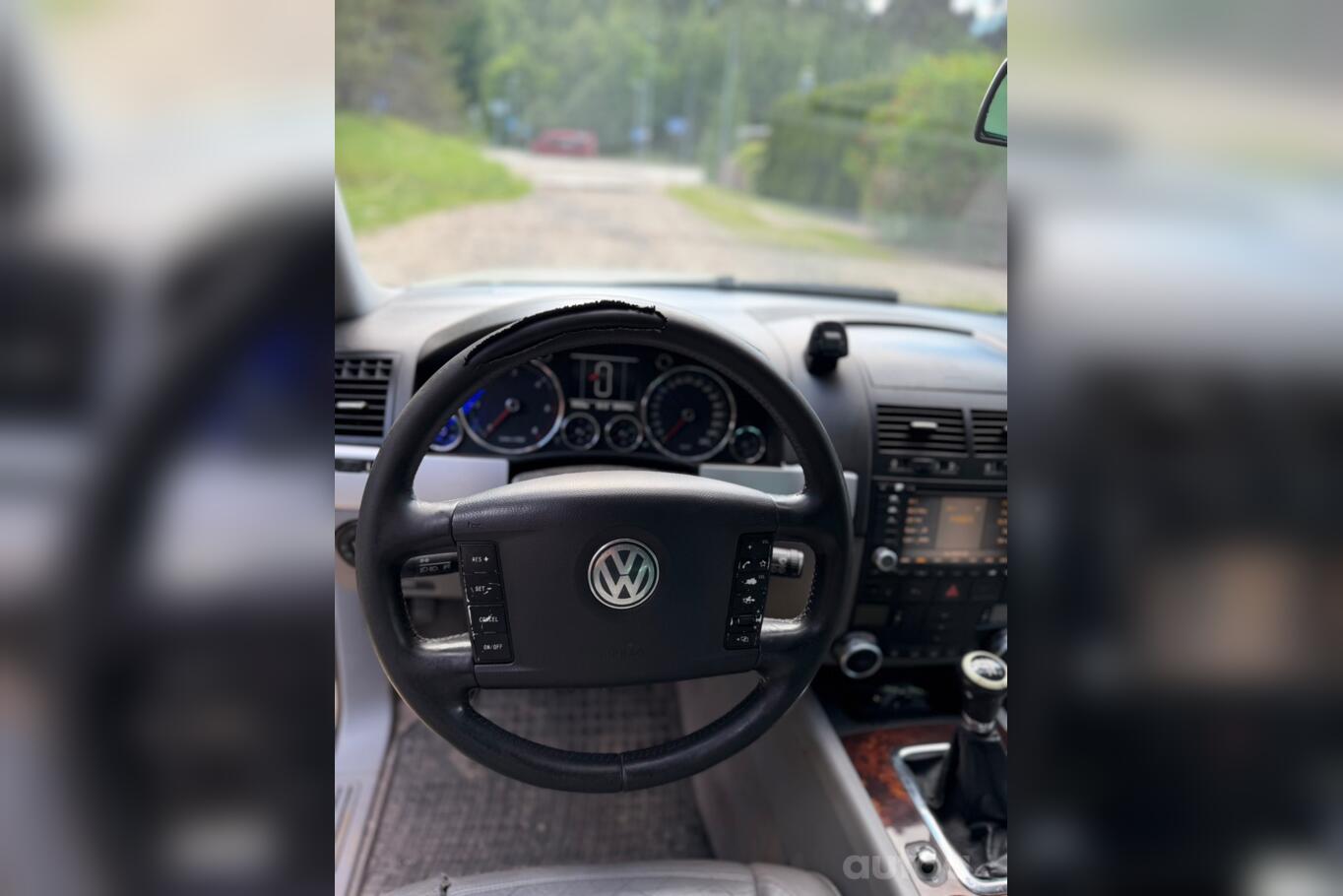 Volkswagen Touareg 1 generation Crossover