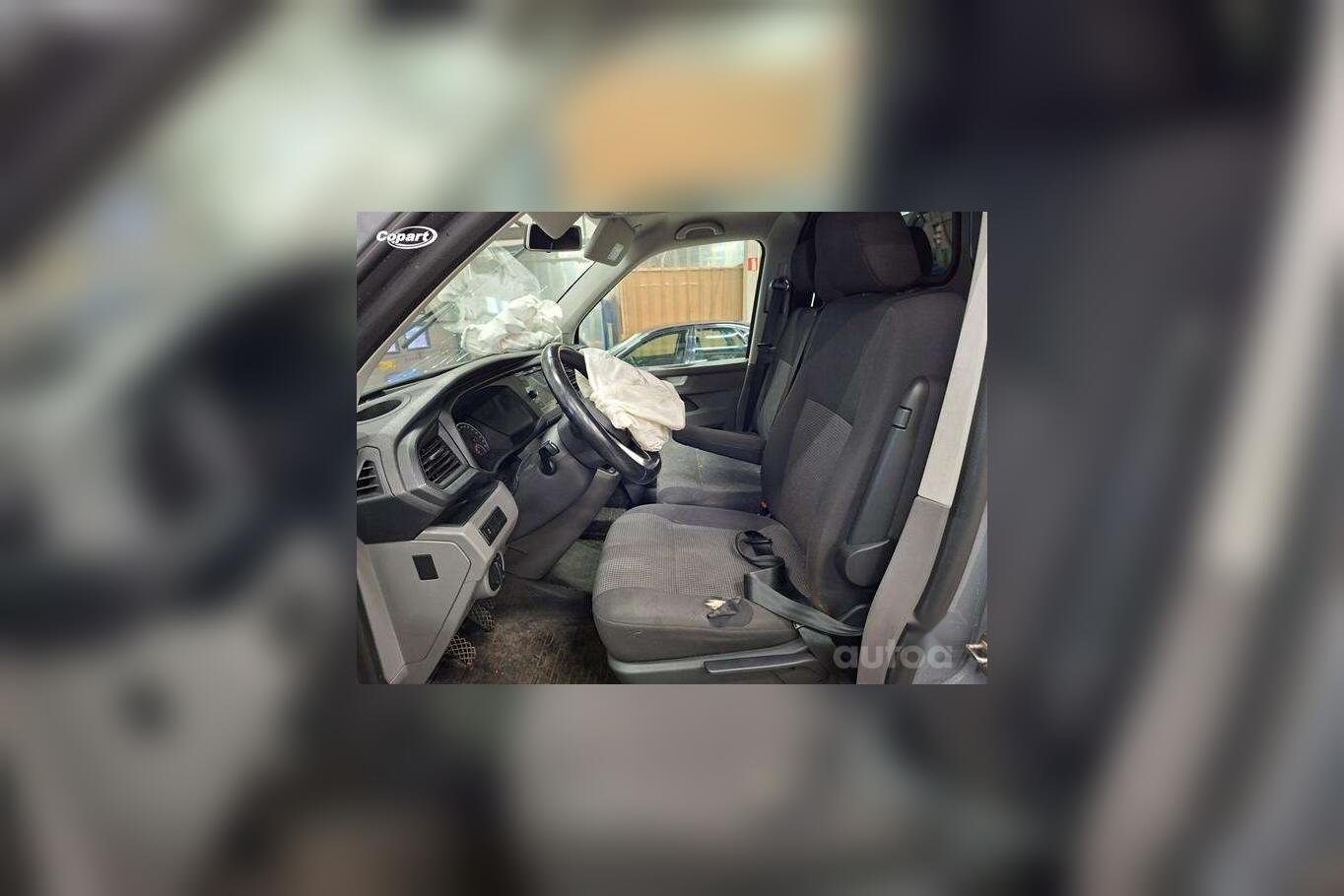 Volkswagen Transporter T6 Kombi minivan 4-doors