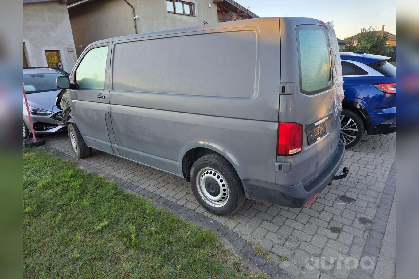 Volkswagen Transporter T6 Kombi minivan 4-doors