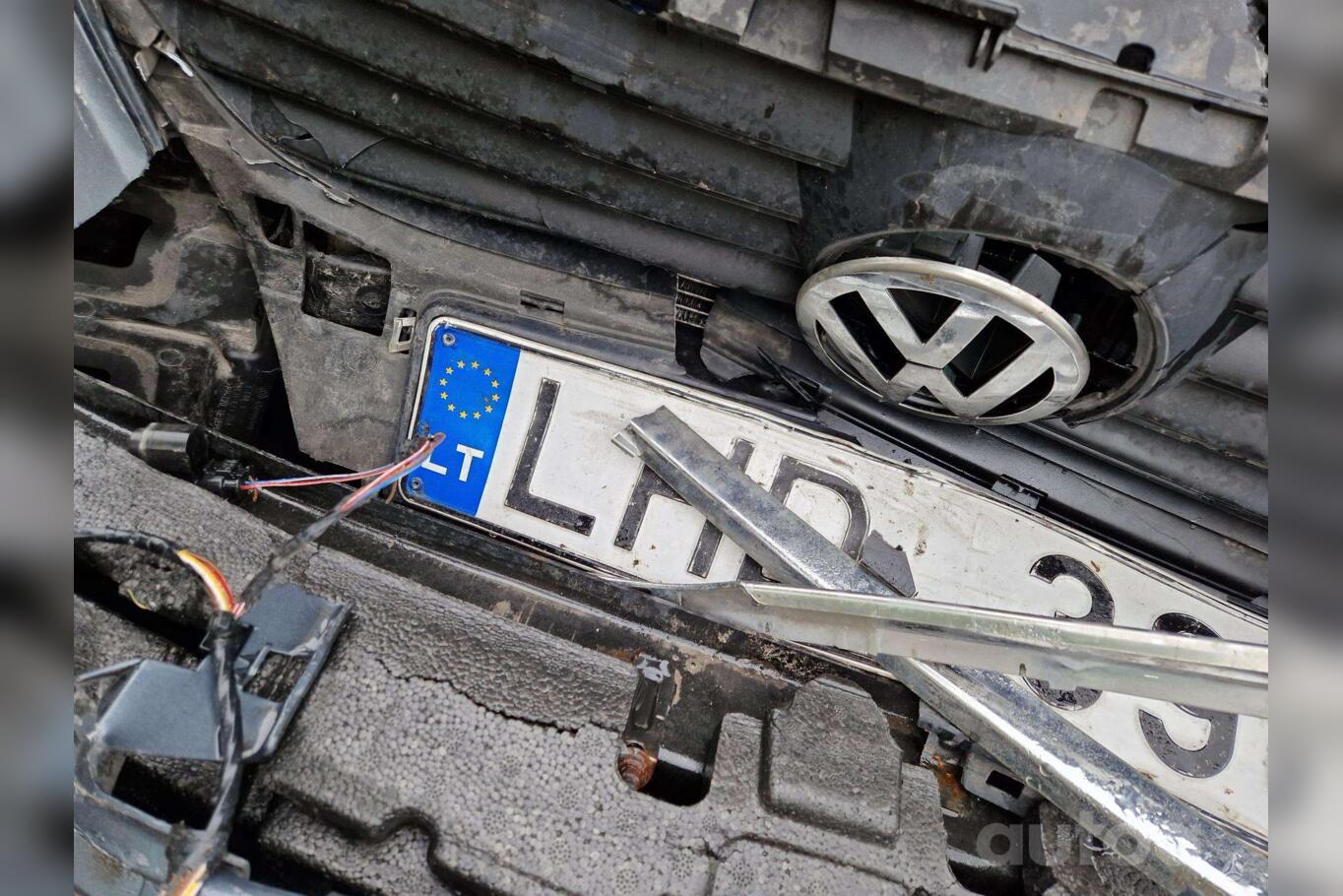 Volkswagen Passat B6 wagon 5-doors