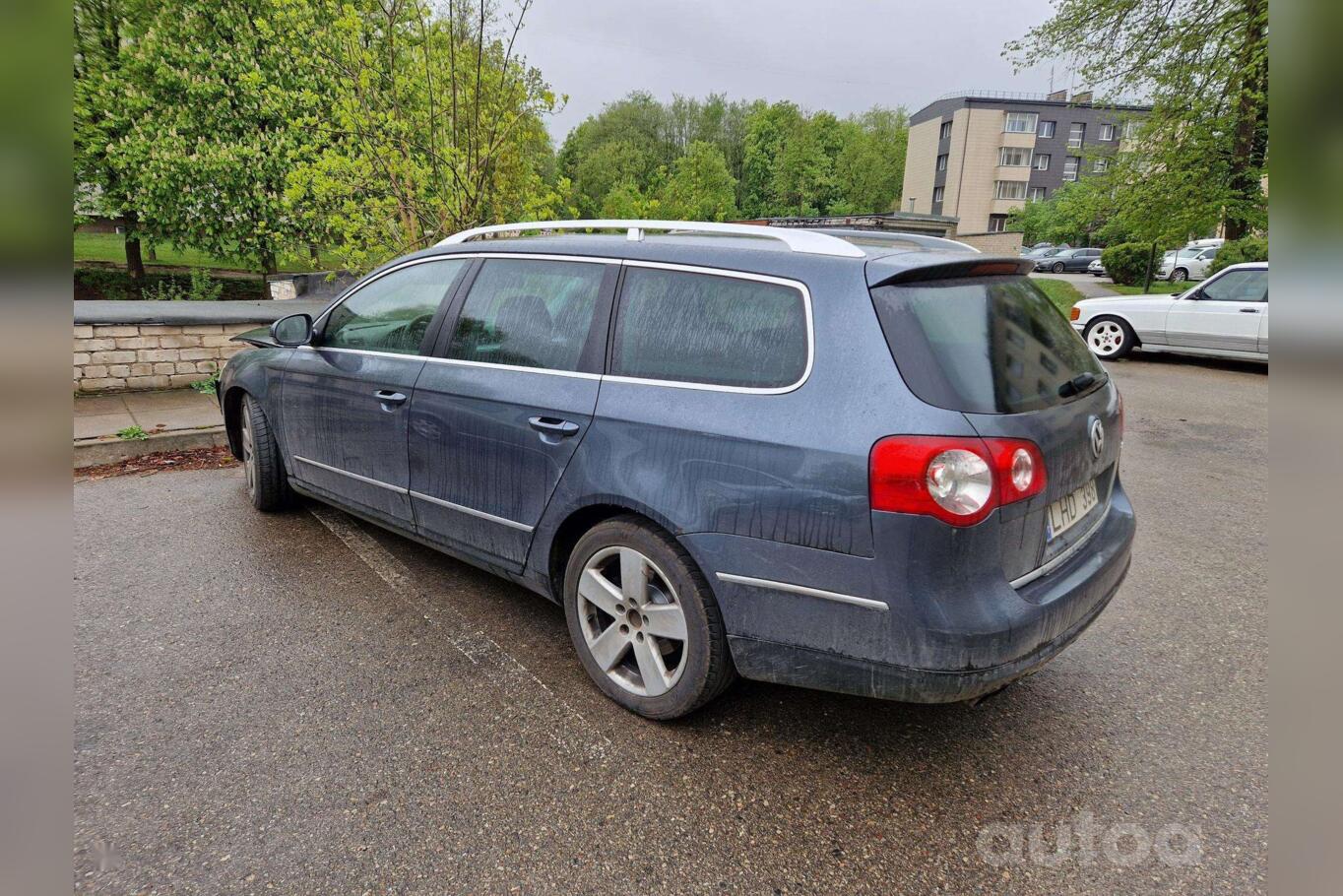 Volkswagen Passat B6 wagon 5-doors