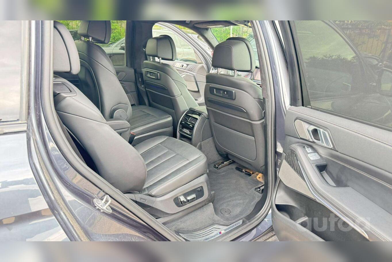 BMW X7 G07 Crossover