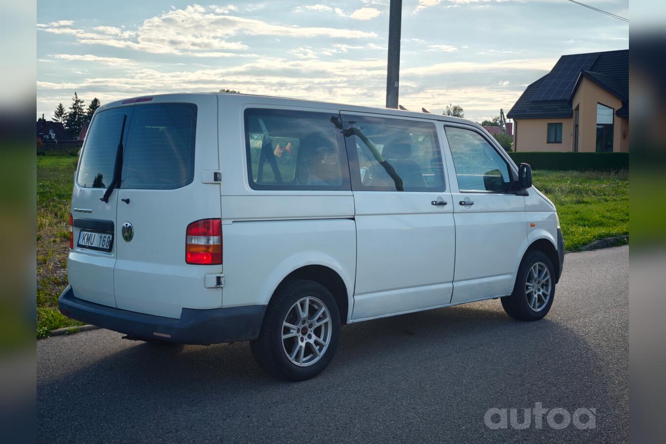 Volkswagen Transporter T5 Minivan 4-doors