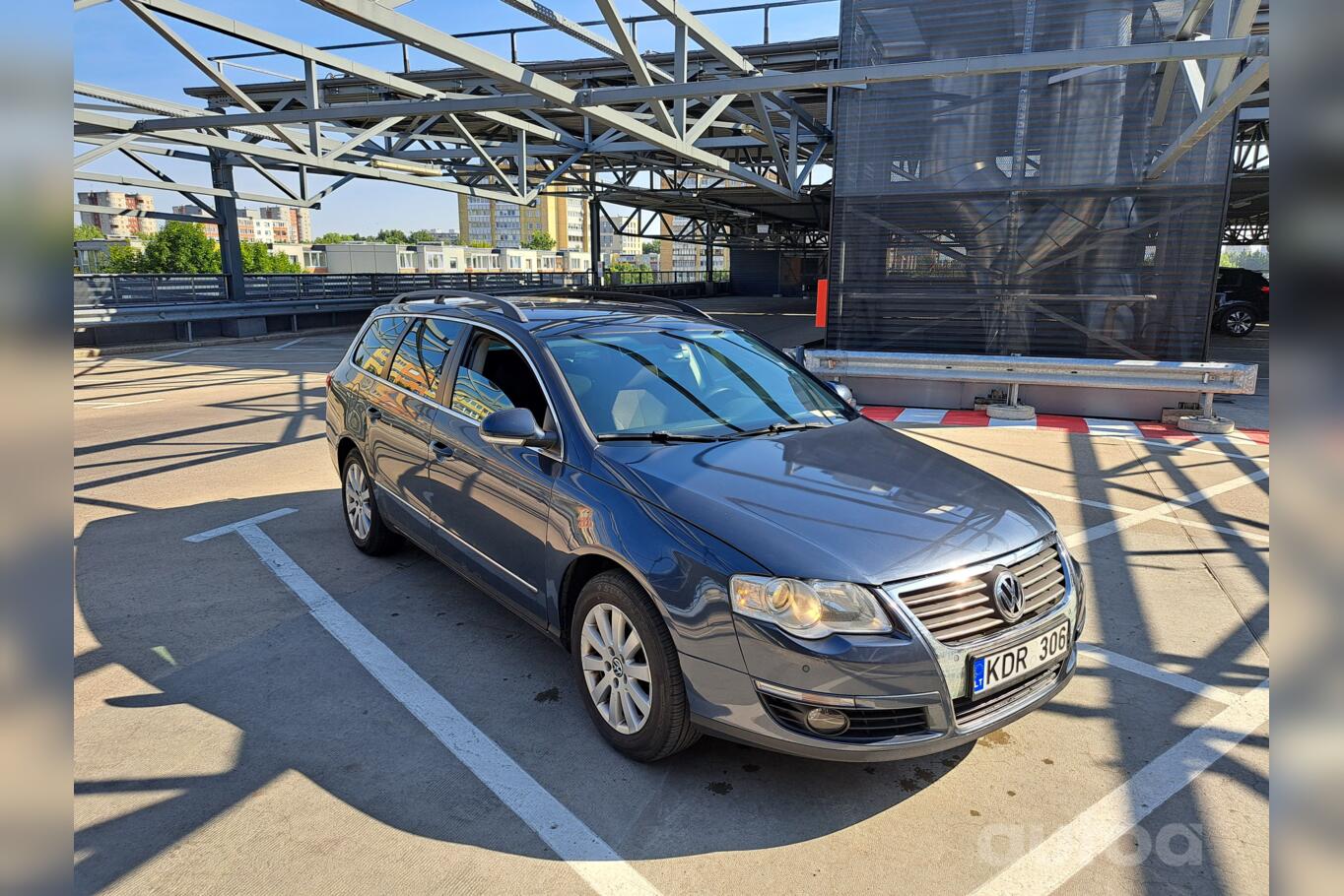 Volkswagen Passat B6 wagon 5-doors