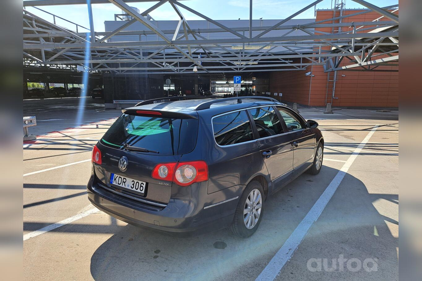 Volkswagen Passat B6 wagon 5-doors