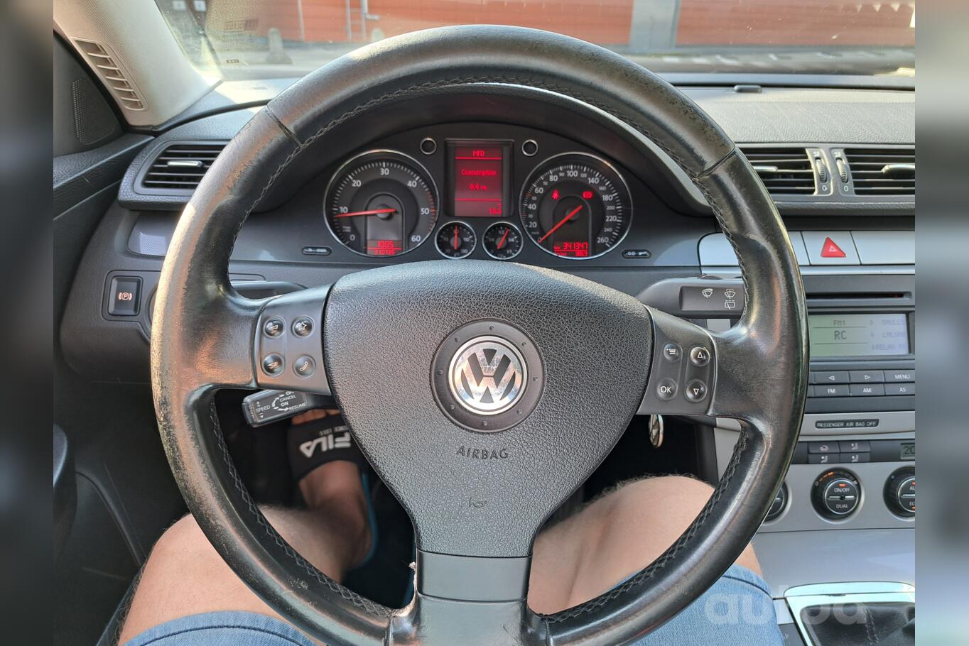 Volkswagen Passat B6 wagon 5-doors