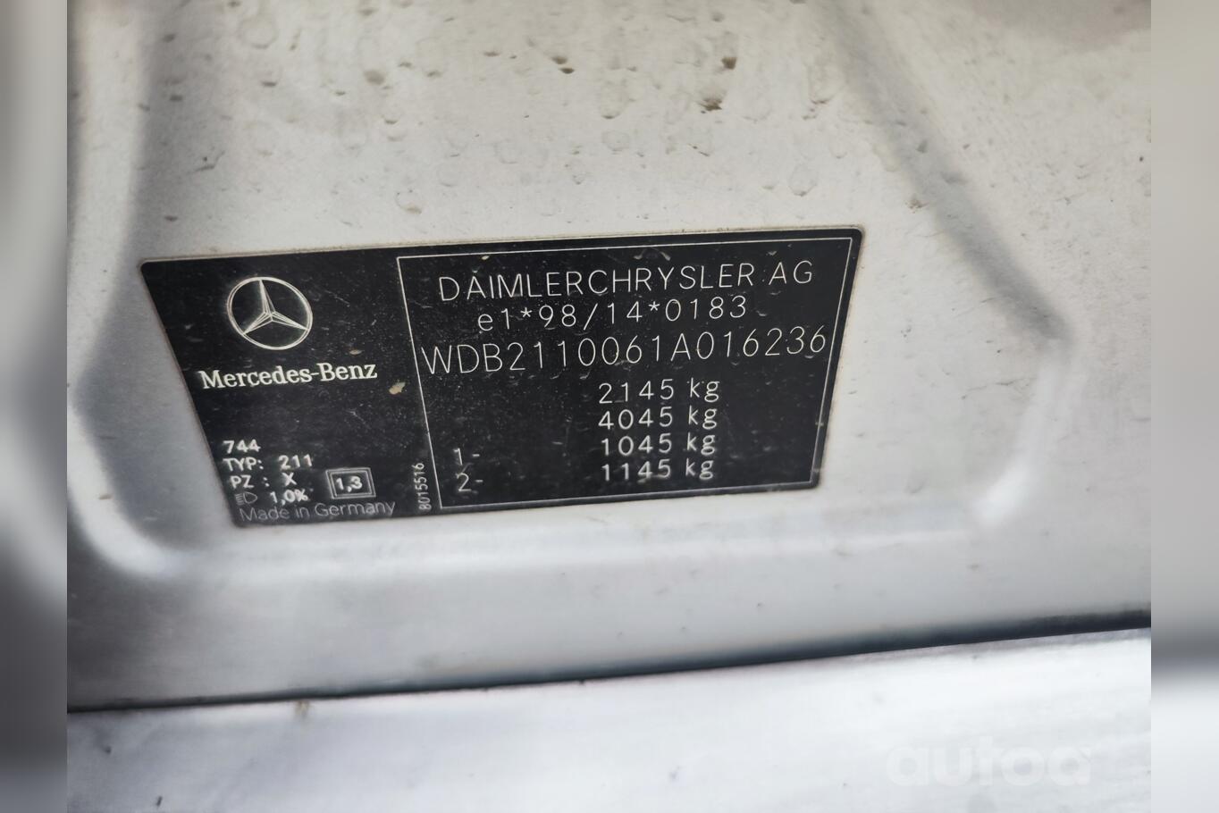 Mercedes-Benz E-Class W211 Sedan