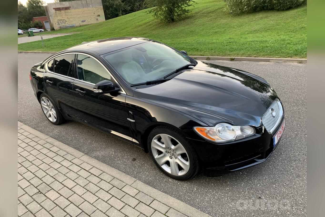 Jaguar XF X250 Sedan 4-doors