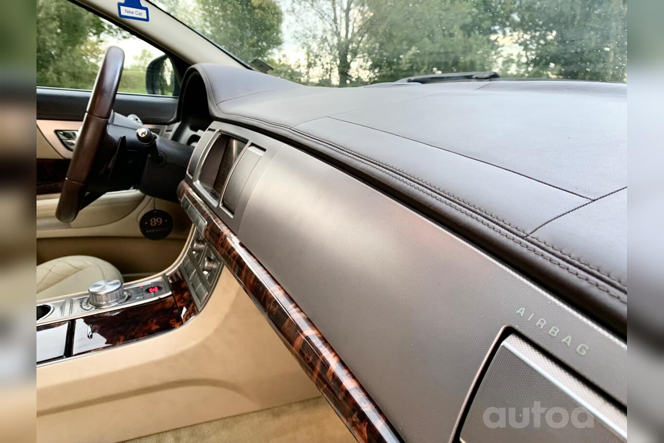 Jaguar XF X250 Sedan 4-doors
