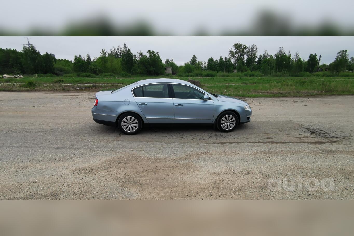 Volkswagen Passat B6 Sedan 4-doors