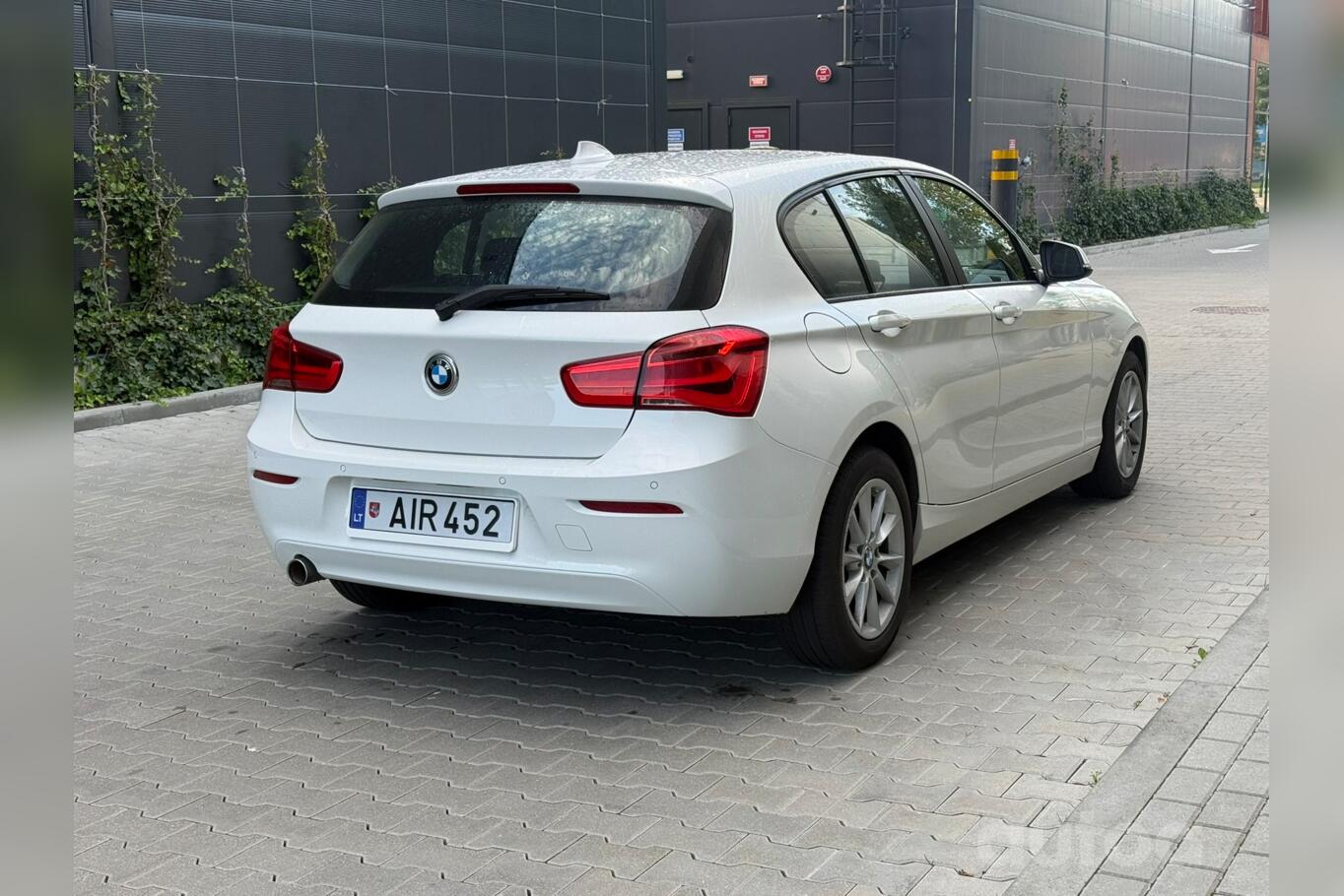 BMW 1 Series F20/F21 [restyling] Hatchback